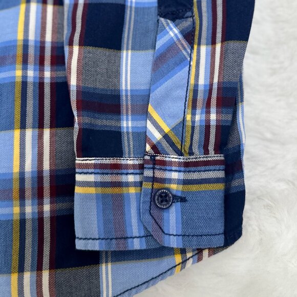 Tommy Hilfiger boys’ long-sleeve button-down shirt - Picture 7 of 9